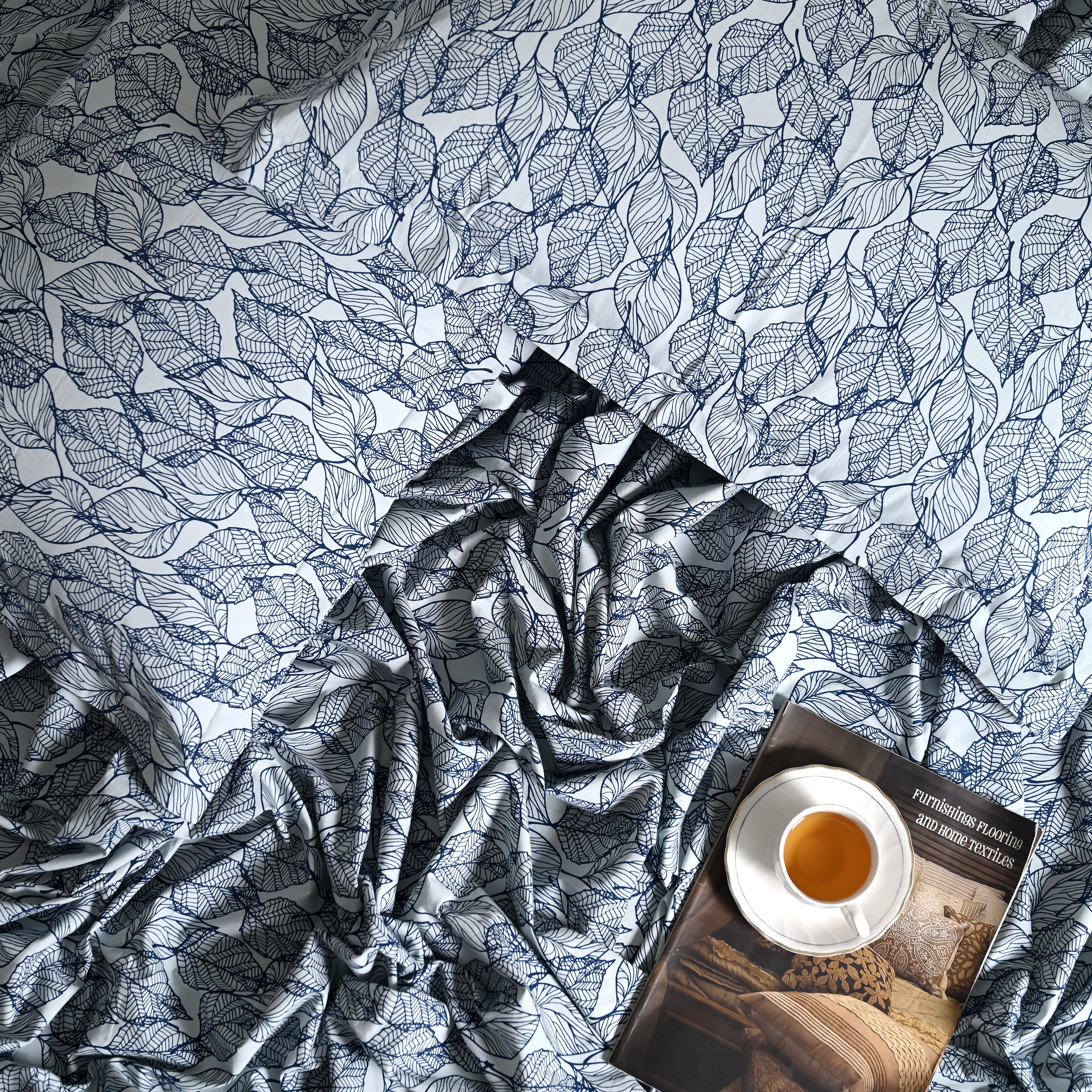Regal Urban Leaf 300 TC Luxury Cotton Sheets – Premium Printed Bedding Set