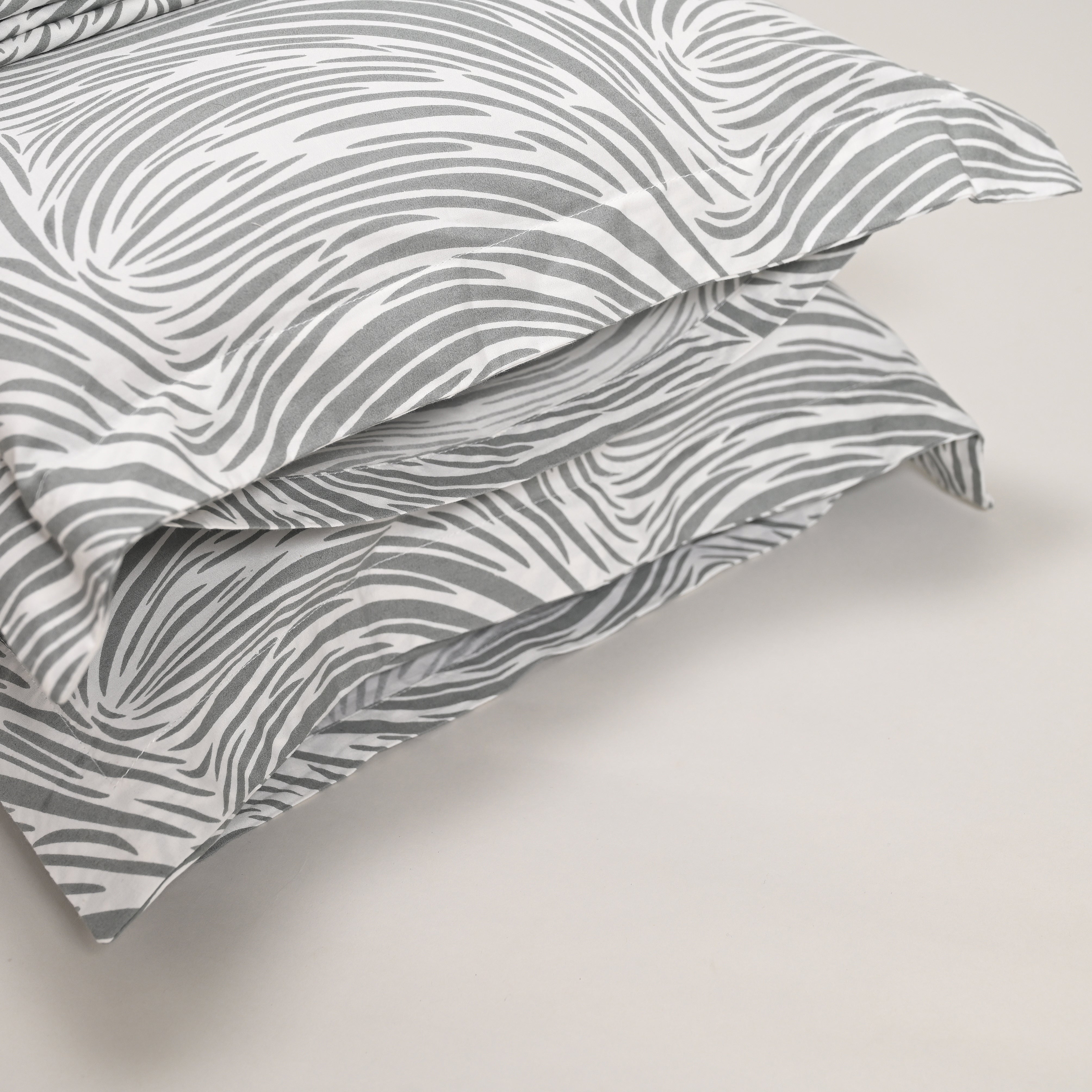 Regal Tidal Harmony 300 TC Luxury Cotton Sheets – Premium Printed Bedding Set