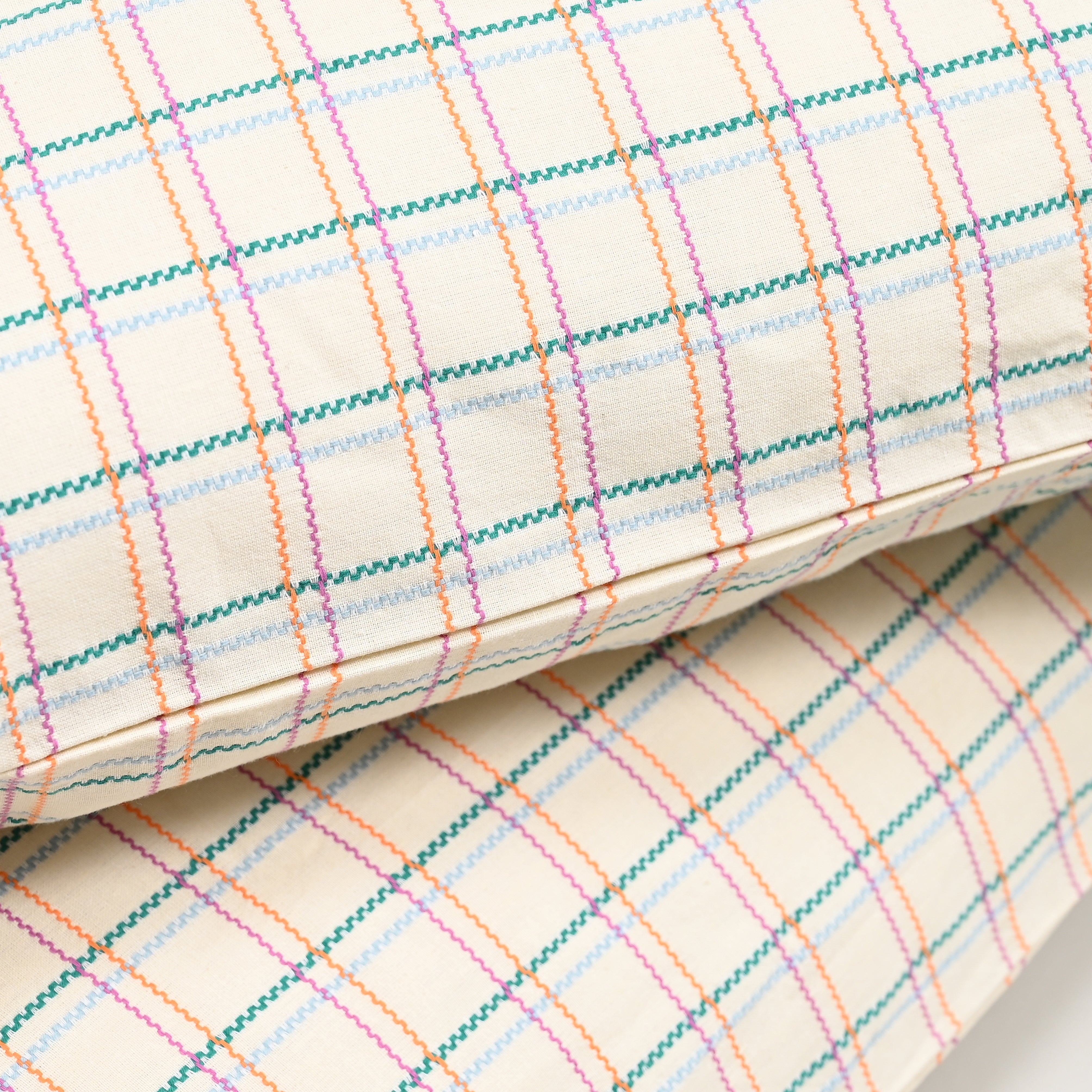 Wavy Checks Pillow Cover, Set of 2