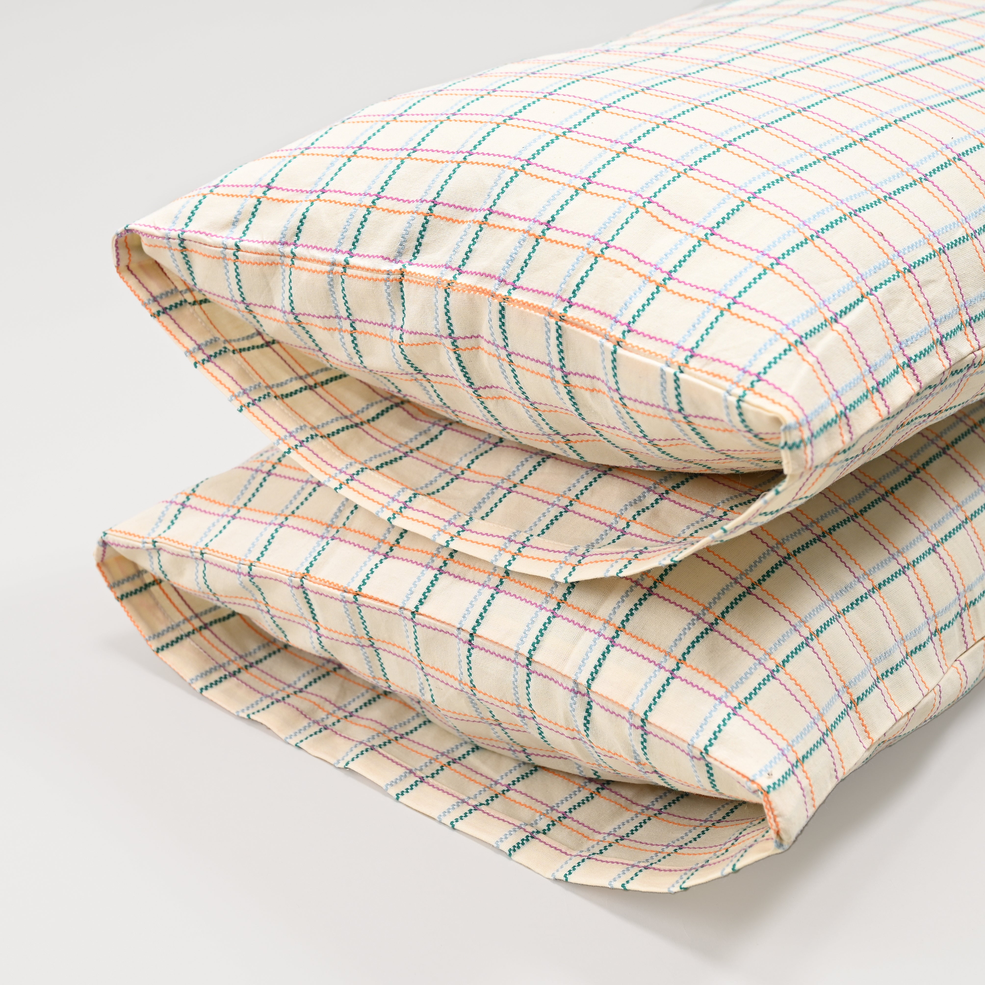 Wavy Checks Pillow Cover, Set of 2