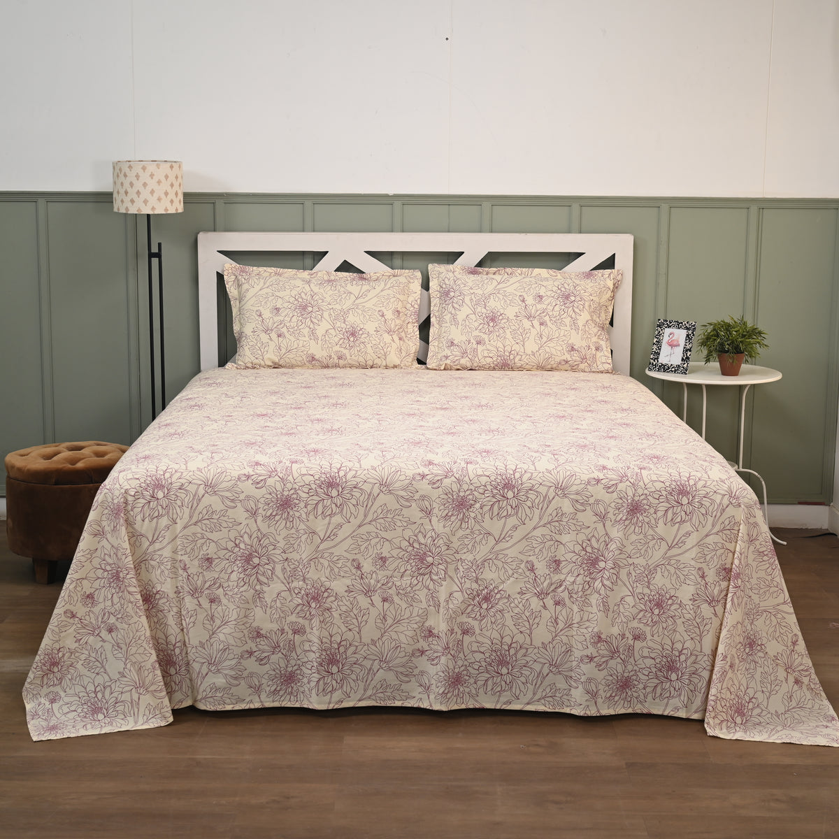 Regal Delia Dreams 300 TC Luxury Cotton Sheets – Premium Printed Bedding Set