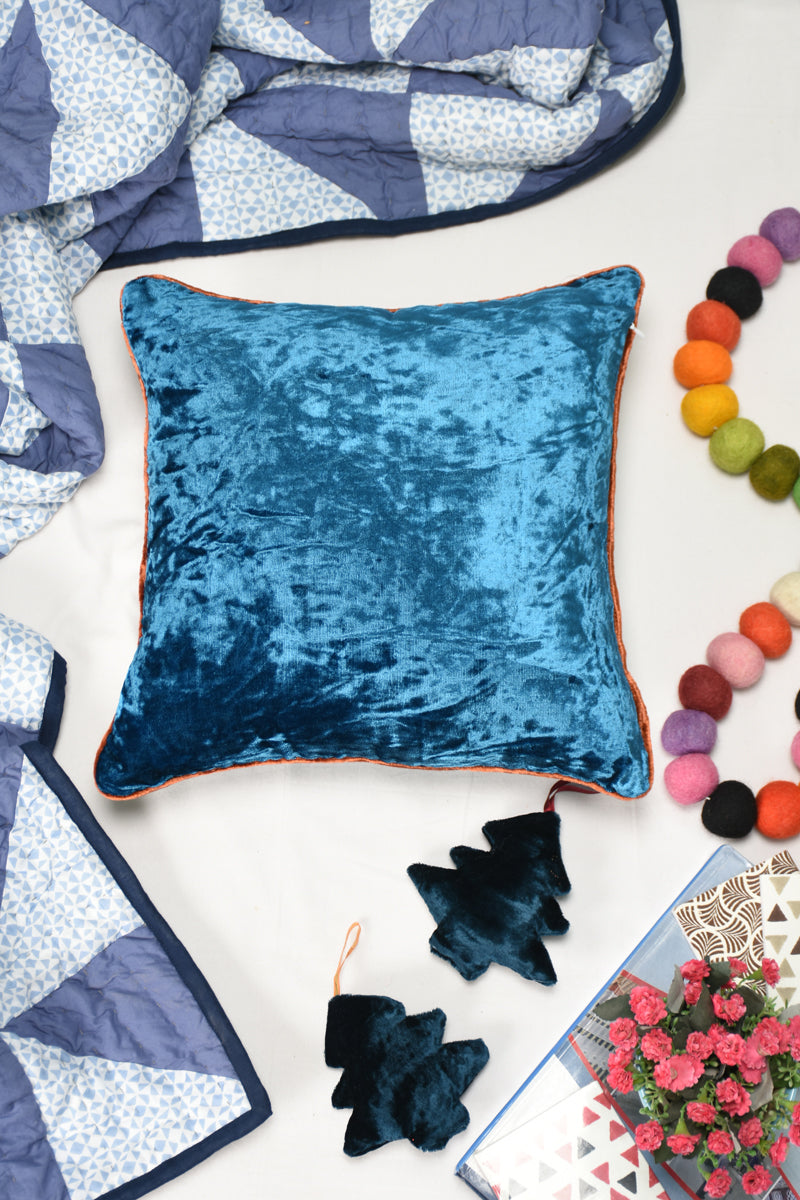 Amigo Velvet Series Cushion Cover