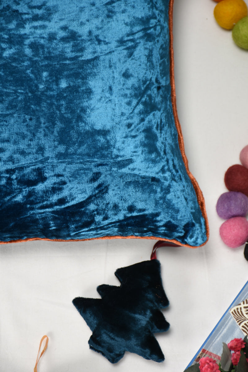 Amigo Velvet Series Cushion Cover
