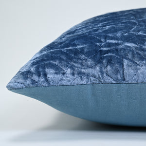 Teal Quilted Velvet Cuschion