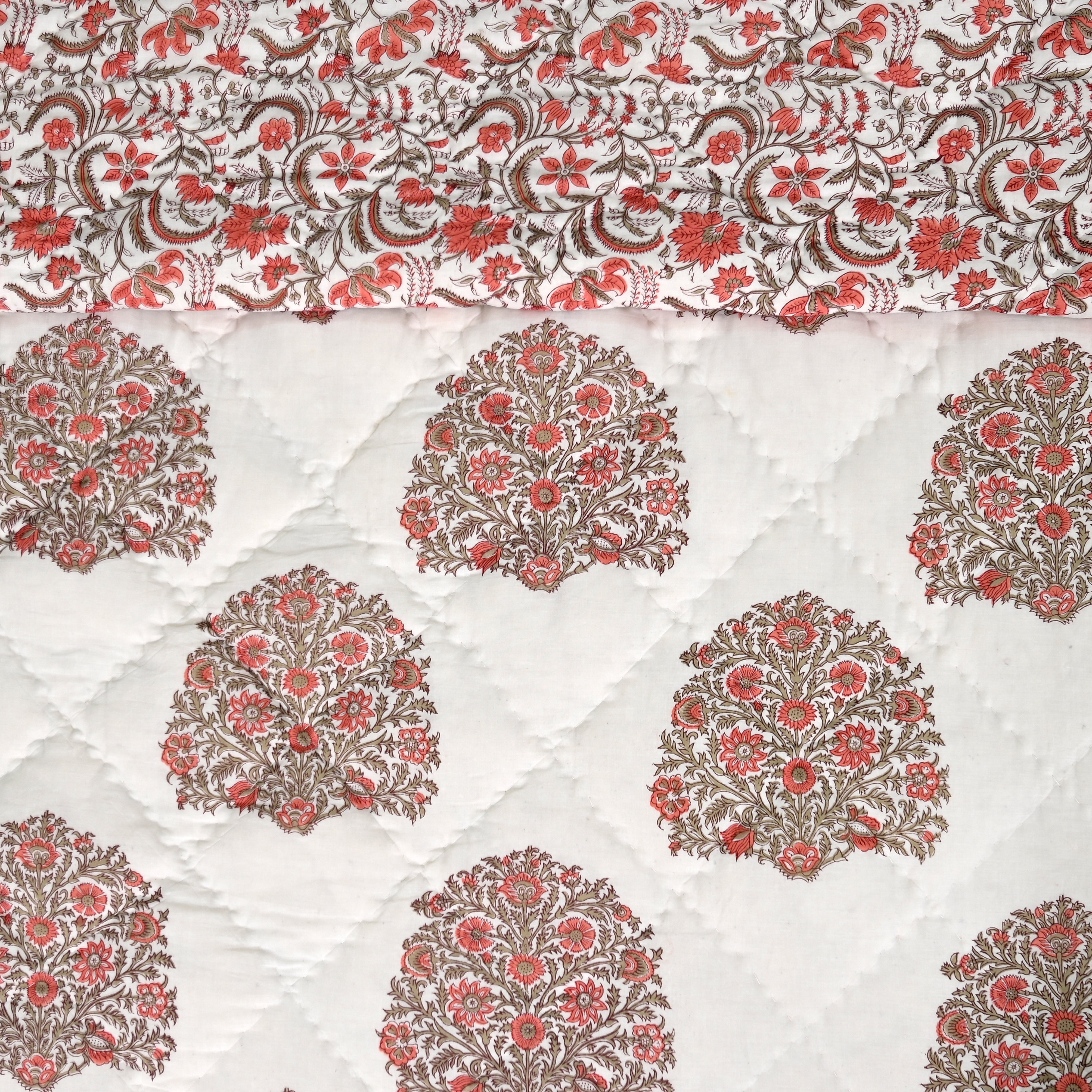 Rajmudra Premium Quilt with Pillow 3 Pc Set
