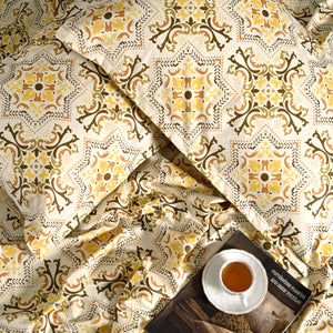 Fractalia king size pure cotton bed sheet set with pillow covers from Ocean Home.