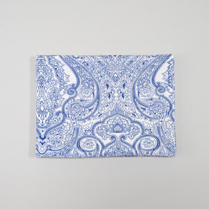Stencil Art Paisely 6 Seater Table Cover