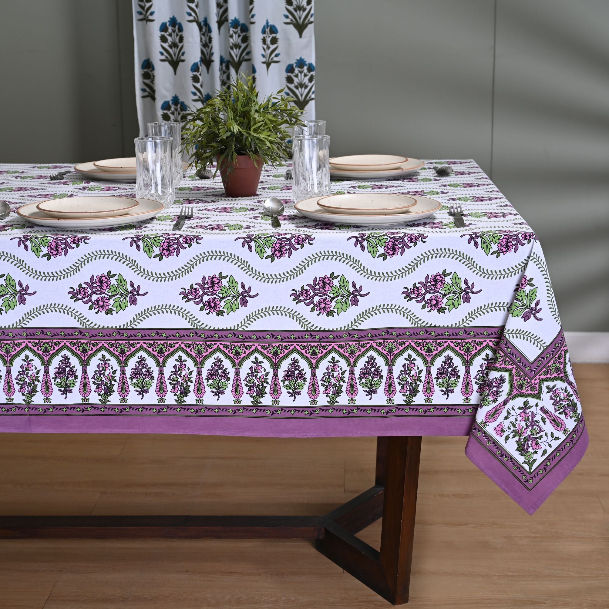Floral Bale 6 Seater Table Cover