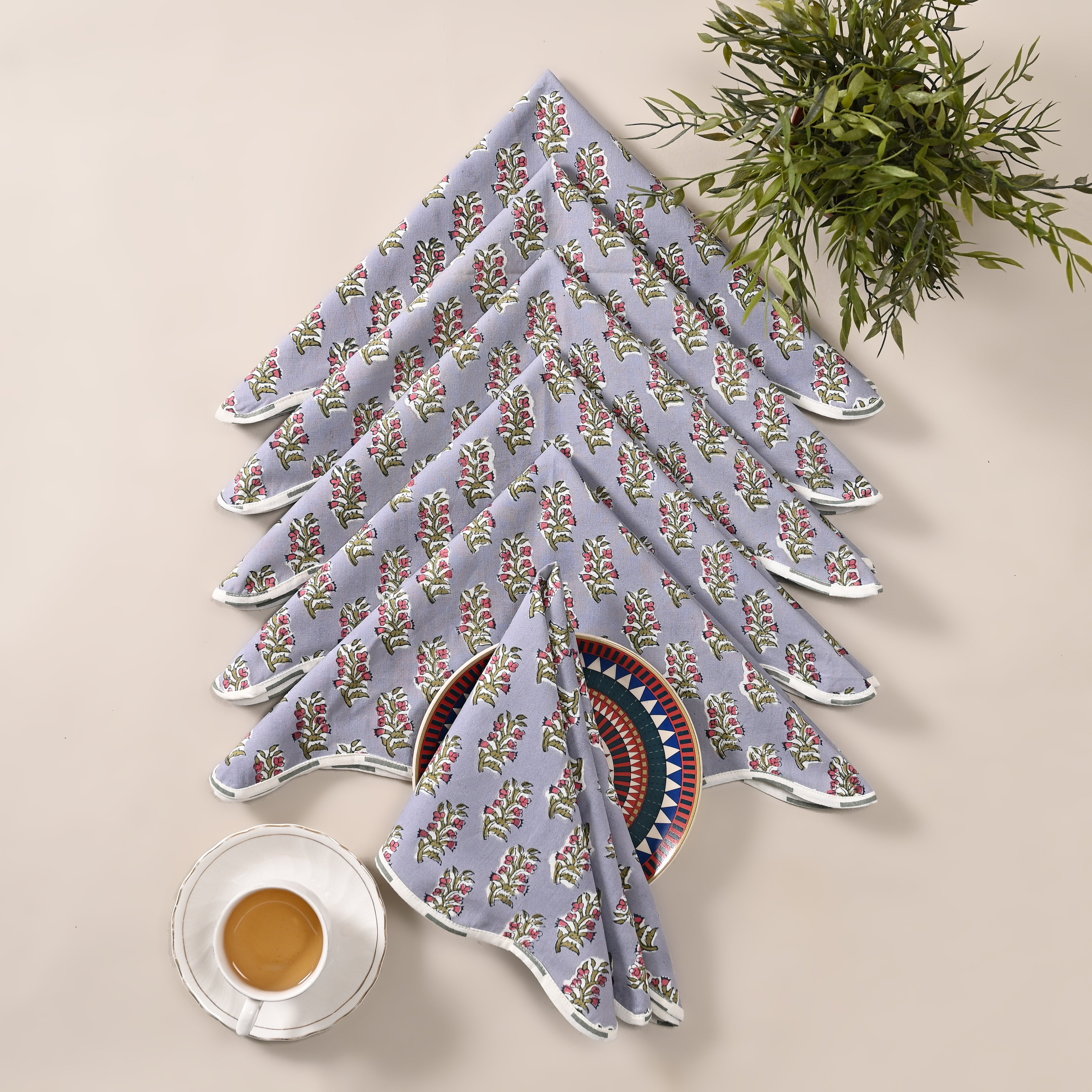 Gulnaar Scalloped Napkin