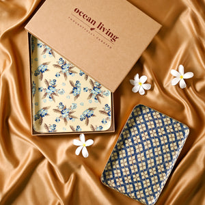 Petal & Pattern Set of Two Aluminium Trays