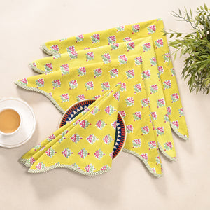 Marigold Bloom Scalloped Cotton Napkins – Yellow