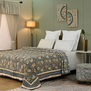 Floral Fantasy Floral Print Cotton Quilt – Handcrafted Jaipuri Bedding