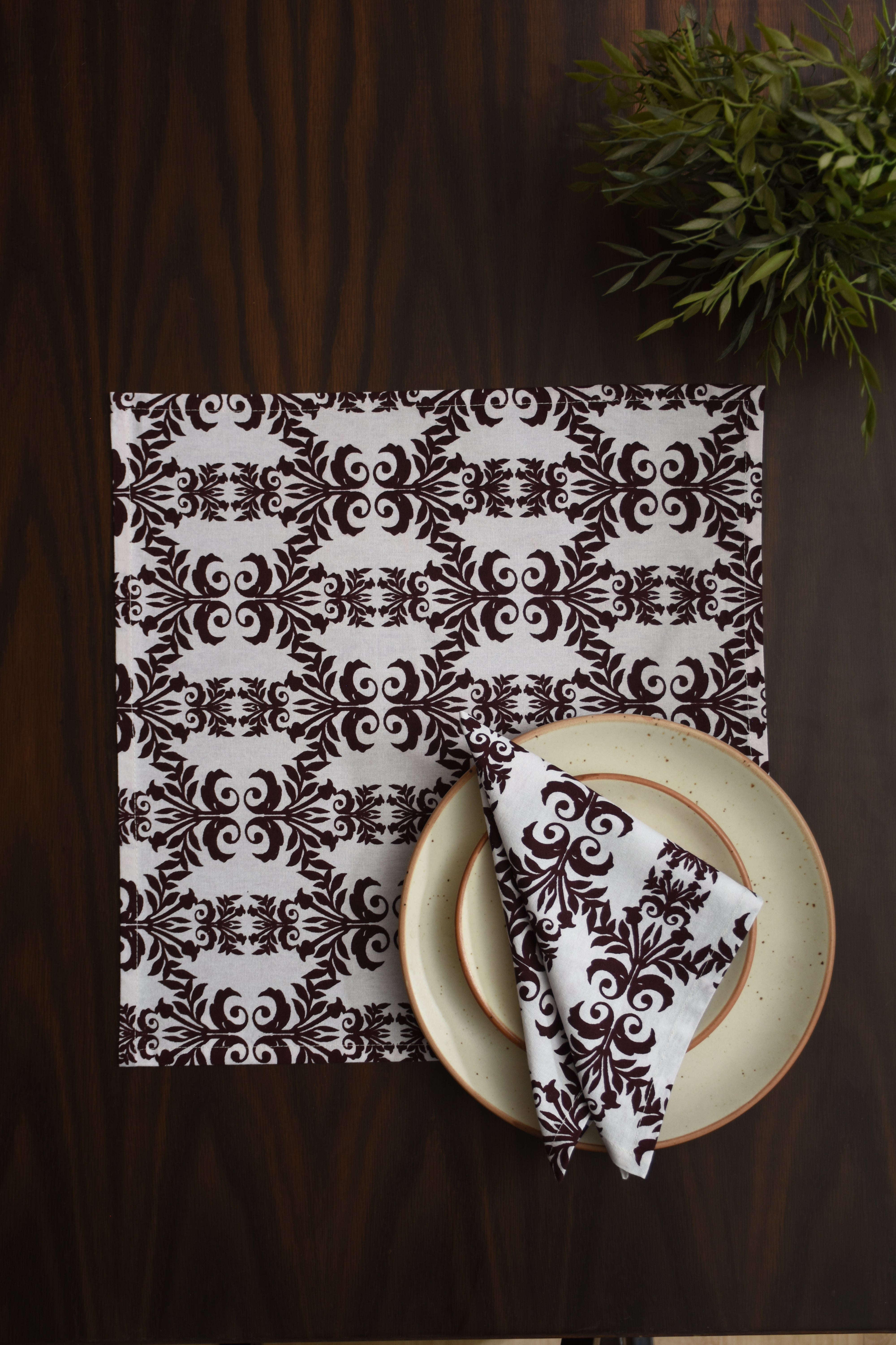 Indo Brocade Napkin 6 Pc Set (Magenta)