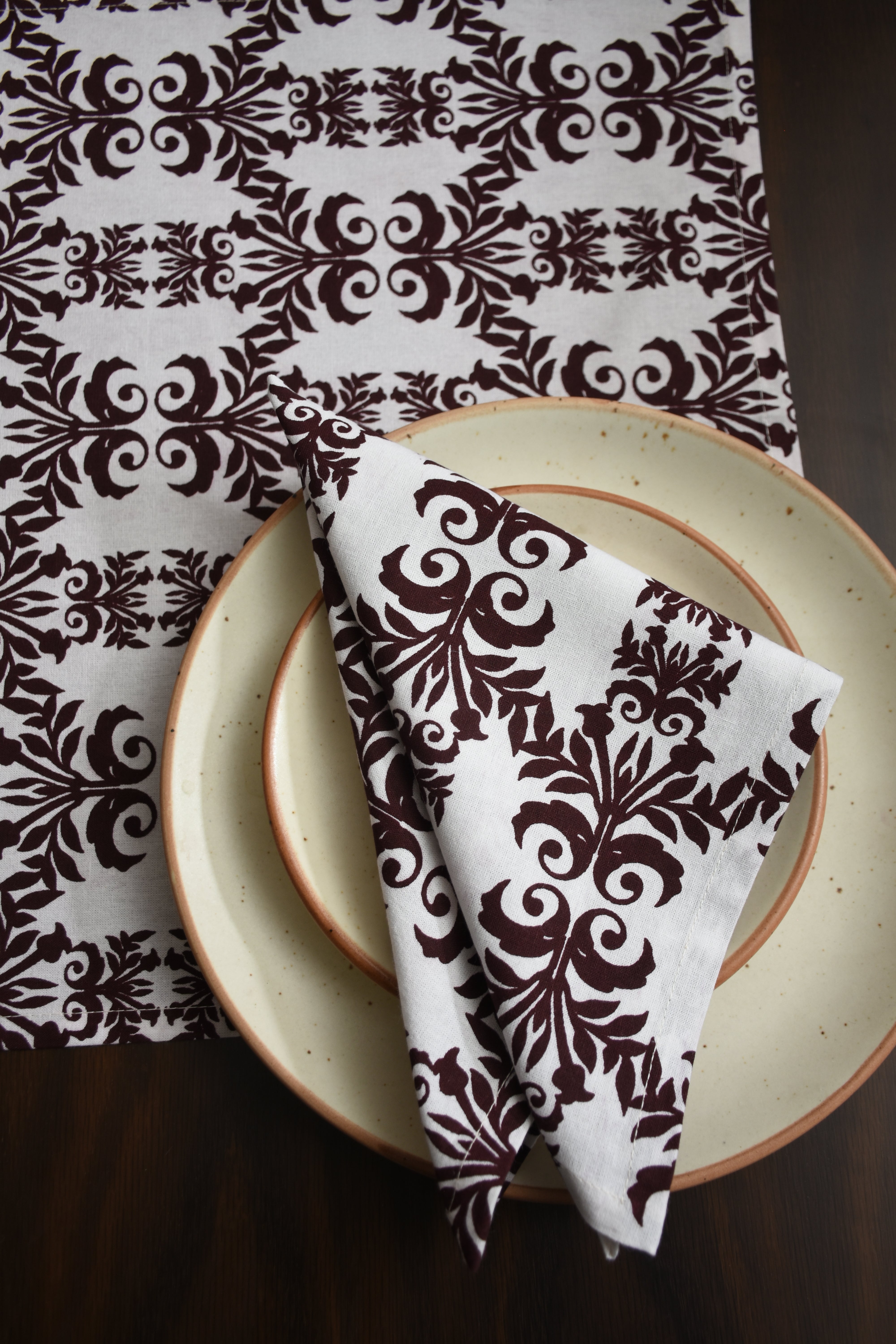 Indo Brocade Napkin 6 Pc Set (Magenta)