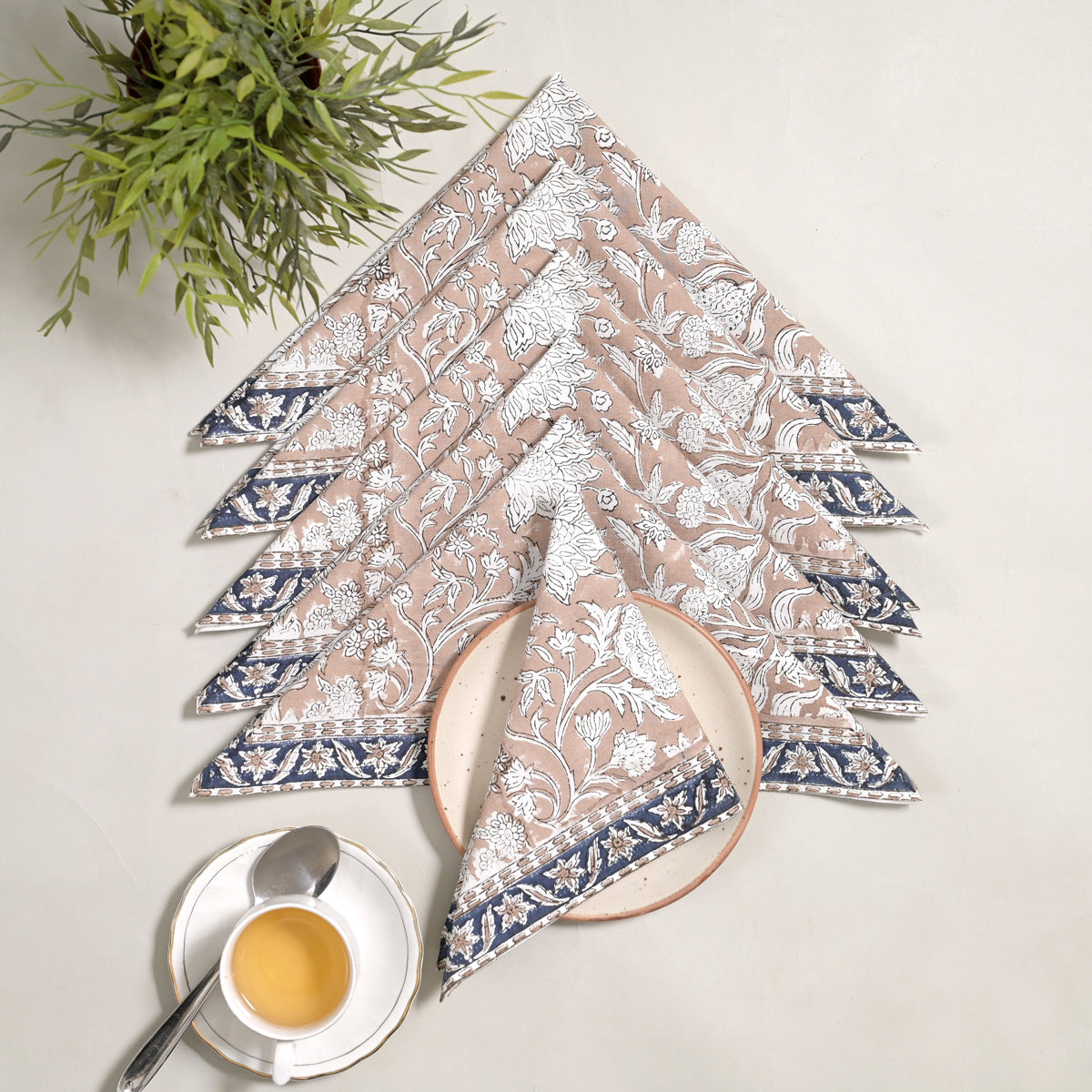 Flo Block Printed Napkin 6 Pc Set (Taupe)