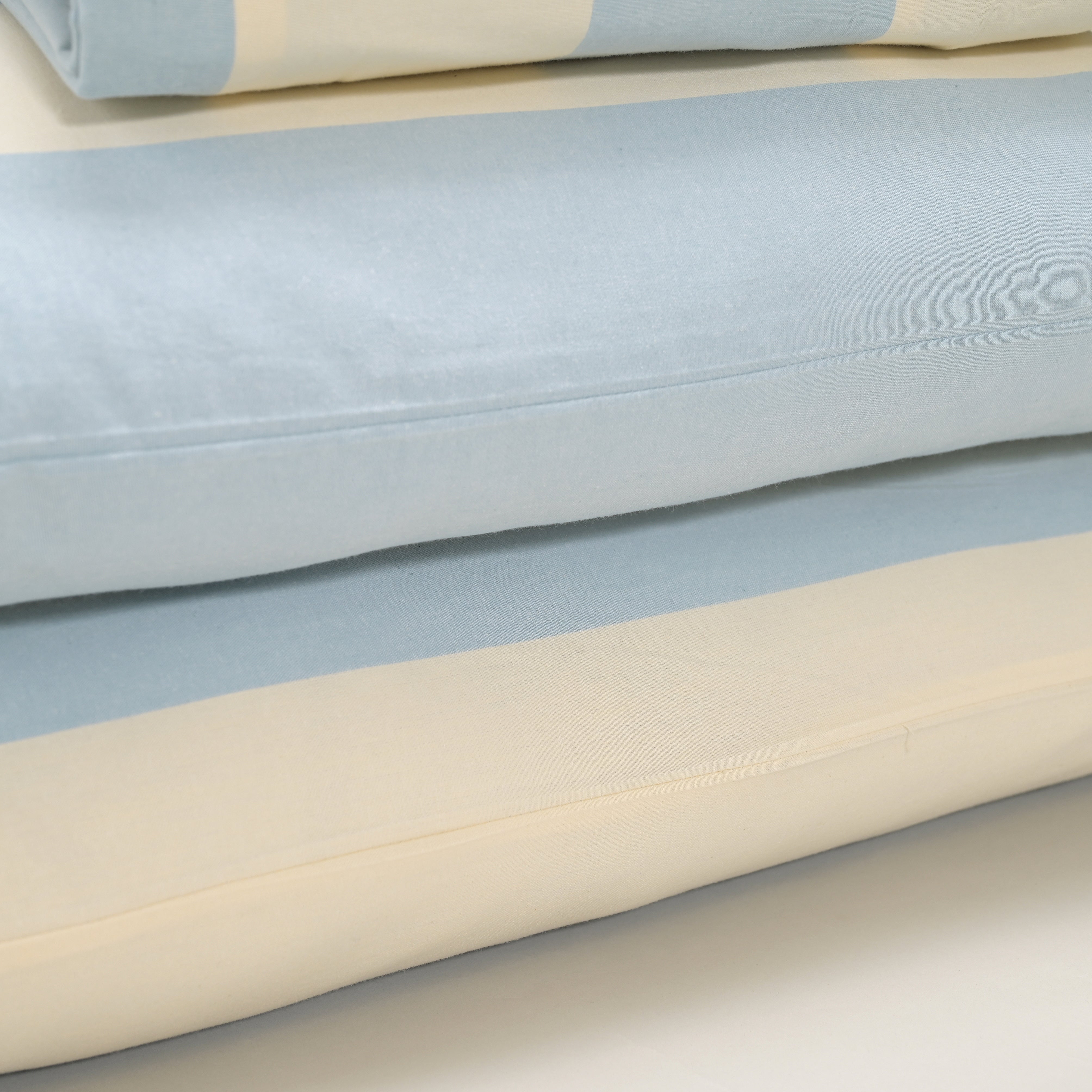 Bold Stripe Bed Sheet