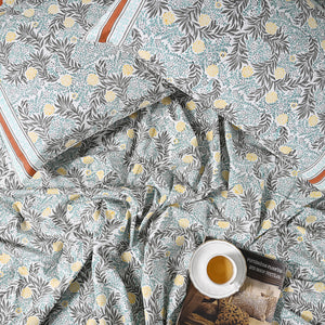 Aesthetic Bedding Box Set: Sheets, Scented Candle & Coaster | Perfect Gift