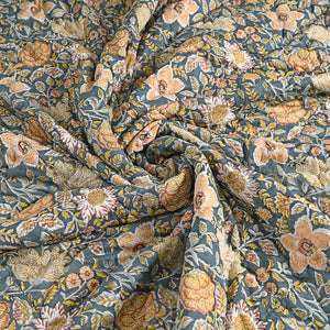 Floral Fantasy Floral Print Cotton Quilt – Handcrafted Jaipuri Bedding