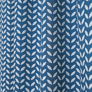 Geometric Leaves