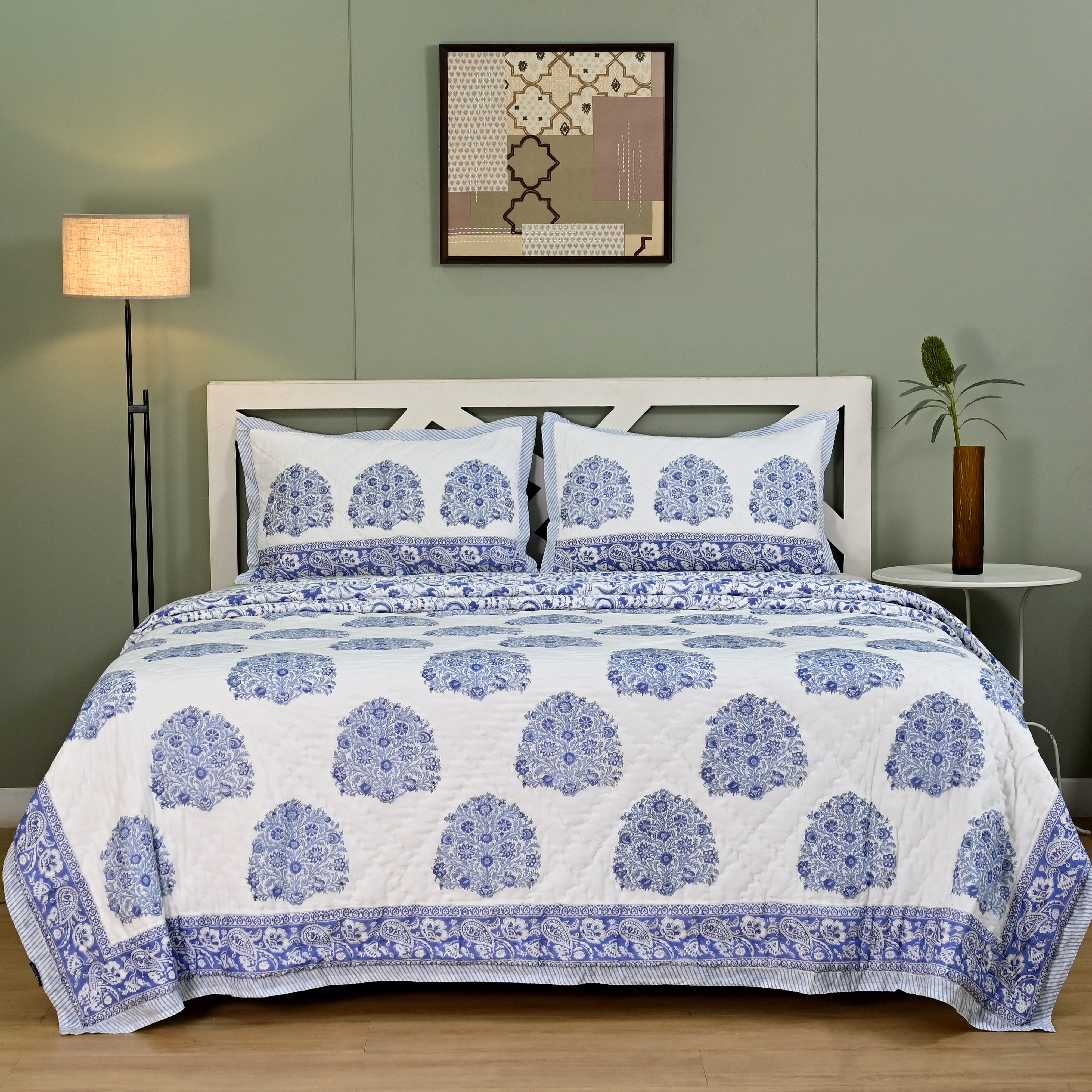 Rajmudra Premium Jaipur Reversible Quilt with pillow (2 & 3 Pc set)