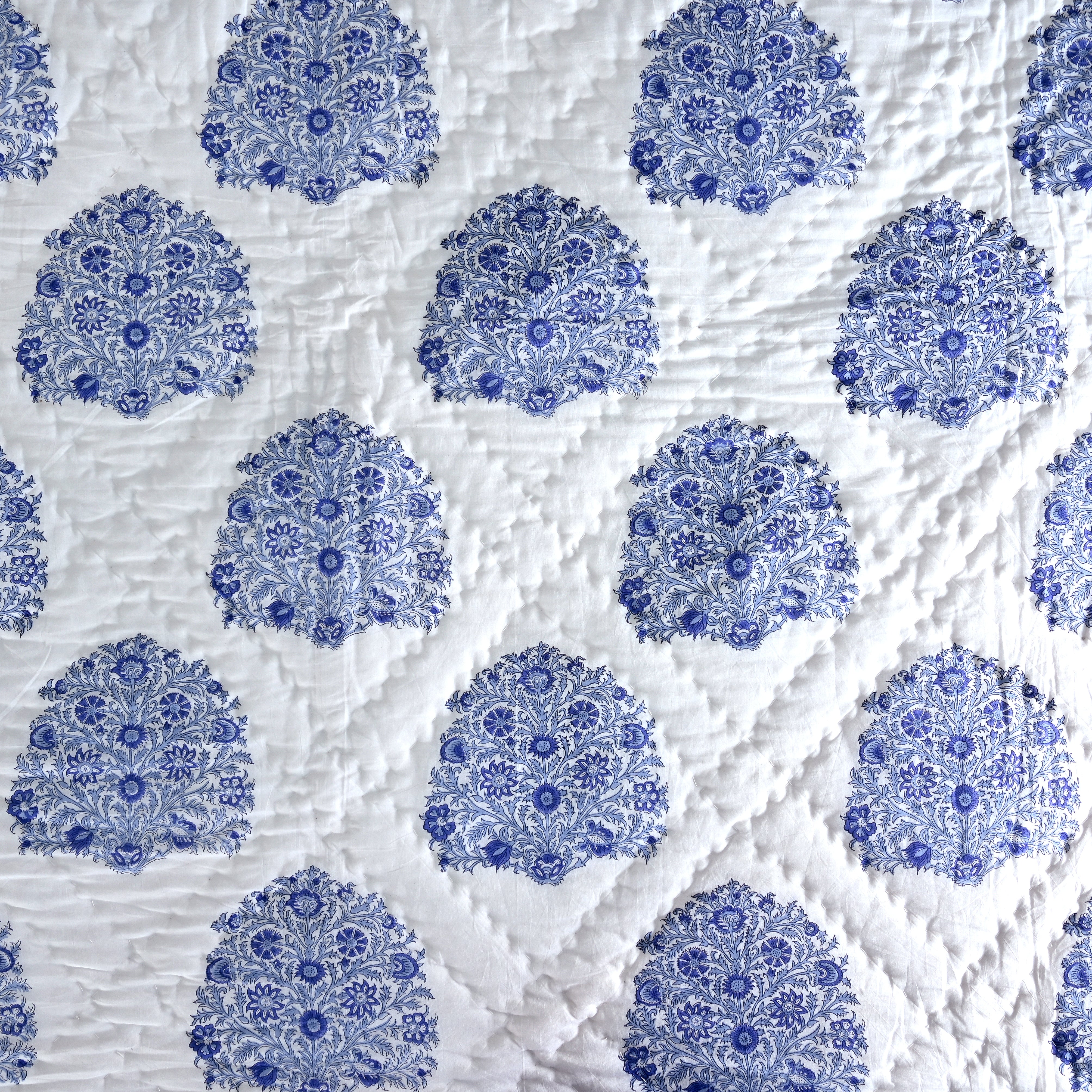 Rajmudra Premium Jaipur Reversible Quilt with pillow (2 & 3 Pc set)
