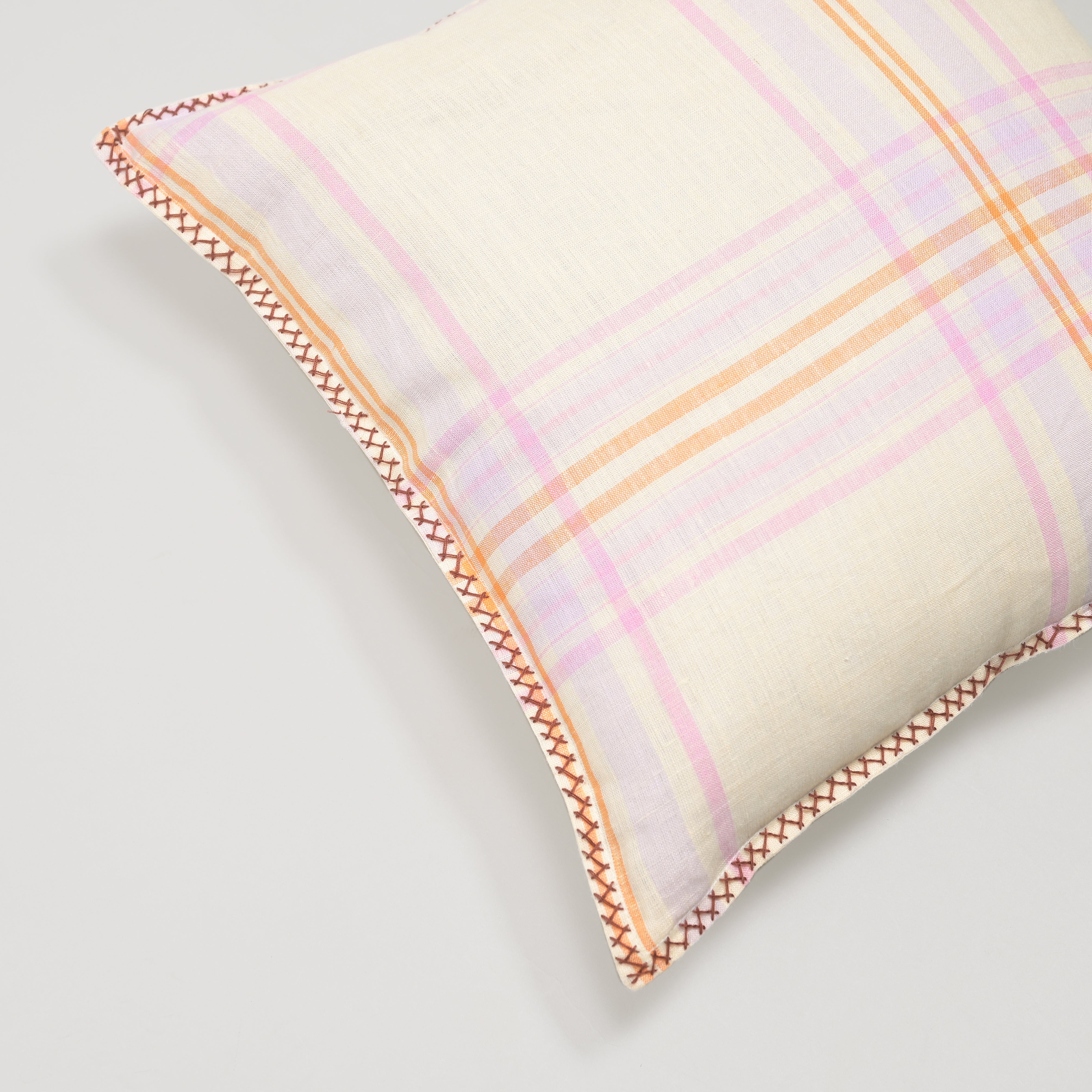 Linen Edge Elegance Cushion Cover