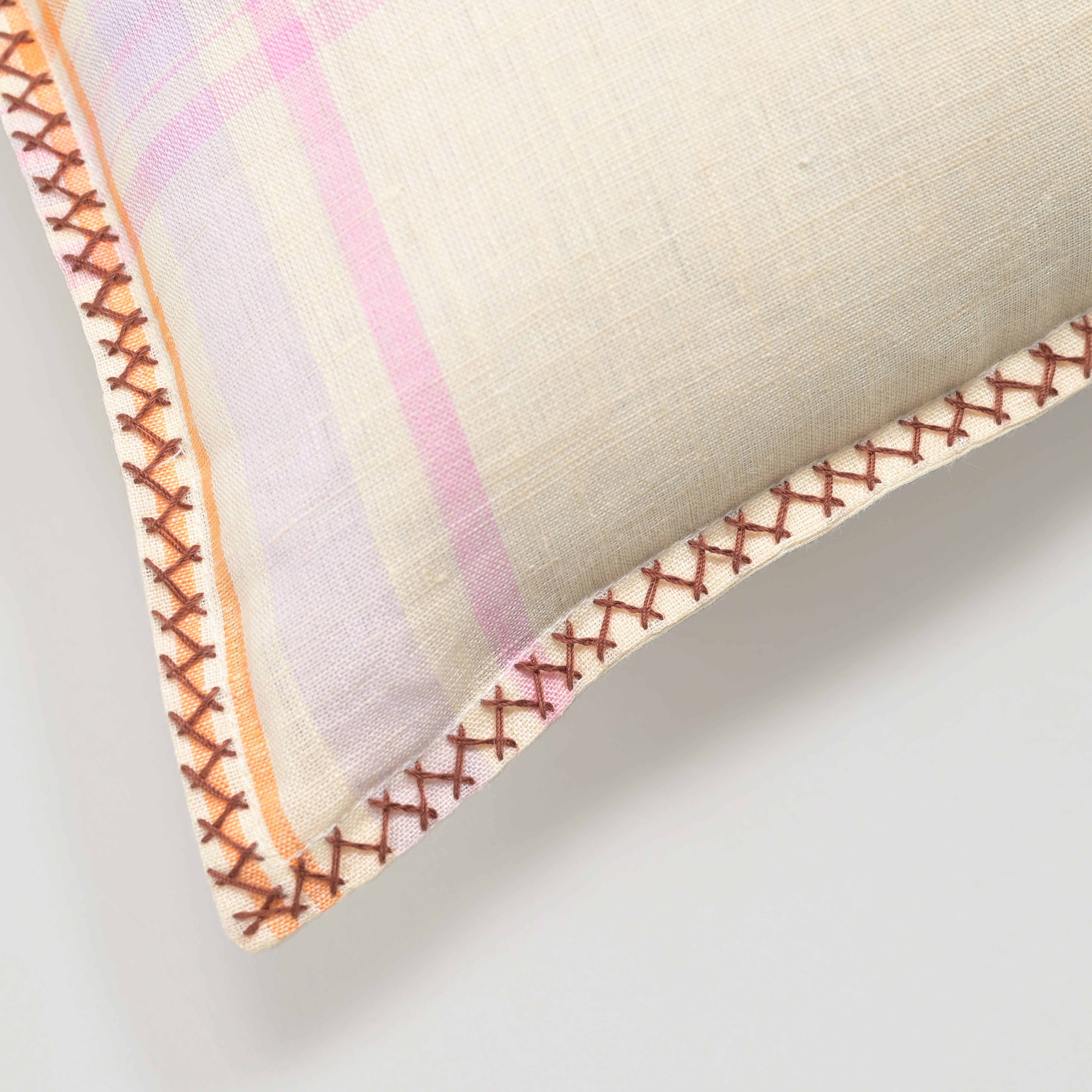 Linen Edge Elegance Cushion Cover
