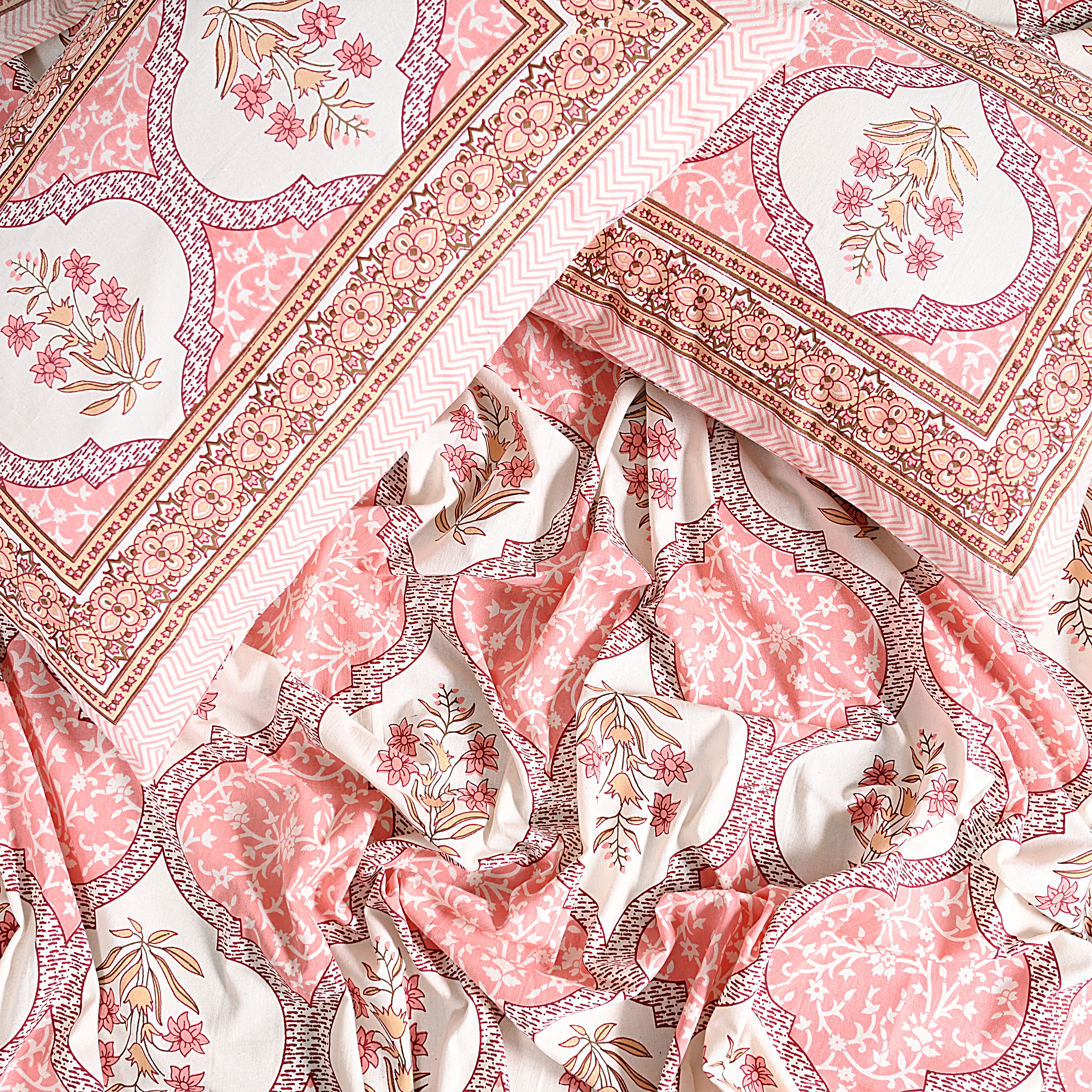 Bouquet Pink Bed Sheet