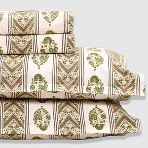 Rajvi Stria King Size Cotton Bed Sheet Set