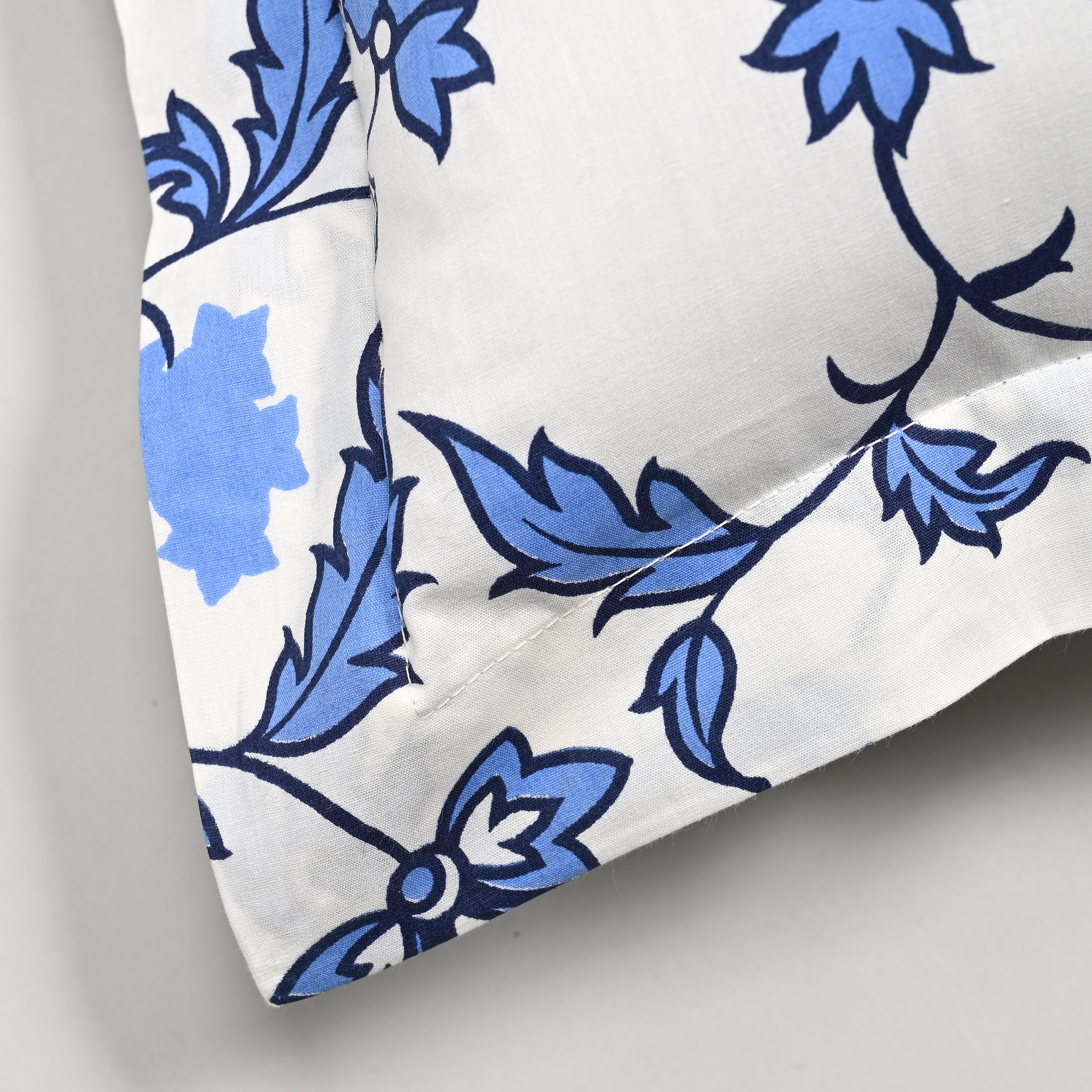 Leaves Pillow Case Set of 2 Covers