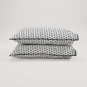 Monochrome Arc 200 TC Cotton Pillow Covers – Set of 2 | Clearance Sale
