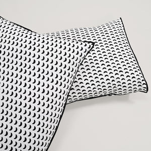 Monochrome Arc 200 TC Cotton Pillow Covers – Set of 2 | Clearance Sale