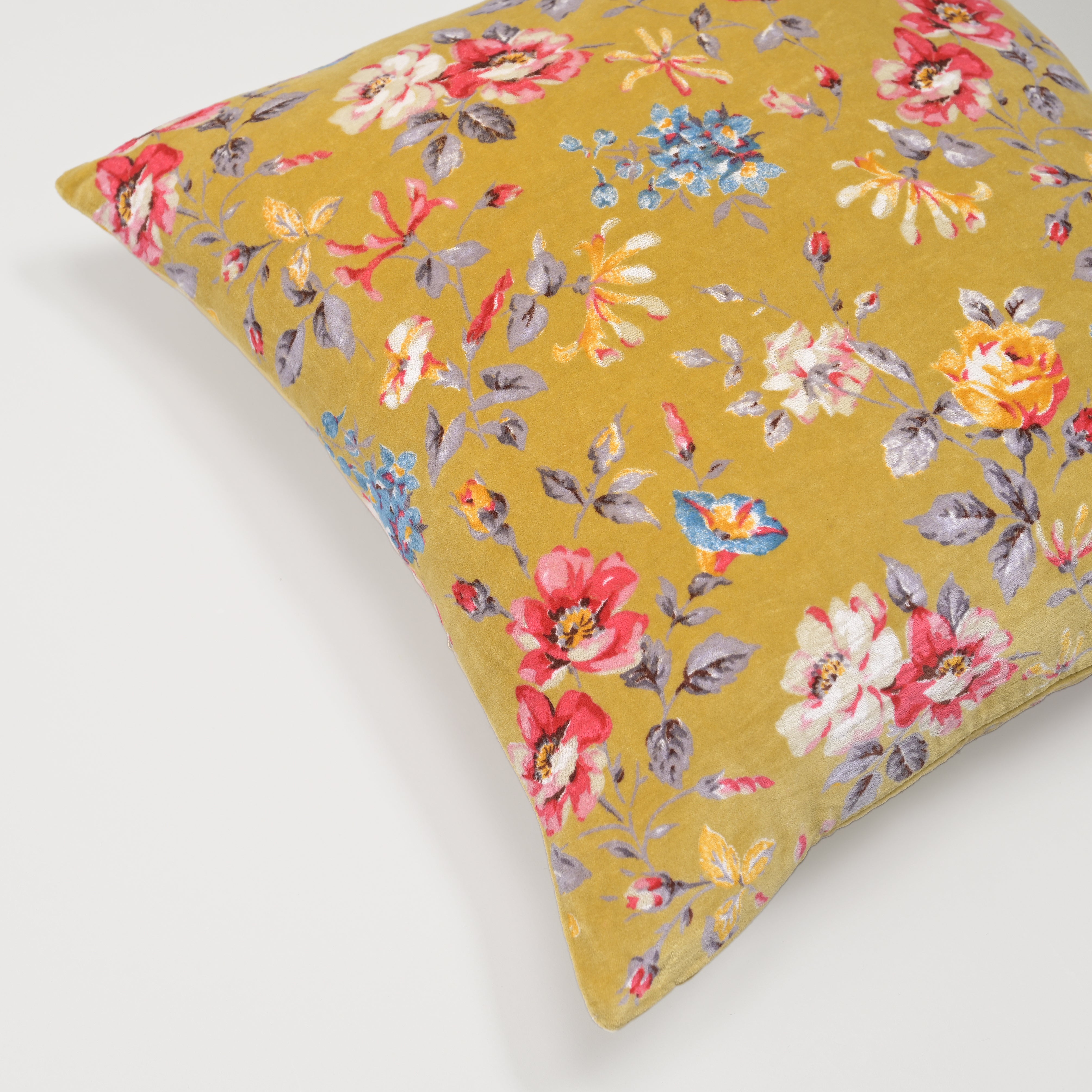 Sunny Blossom Velvet Elegance Cushion Cover