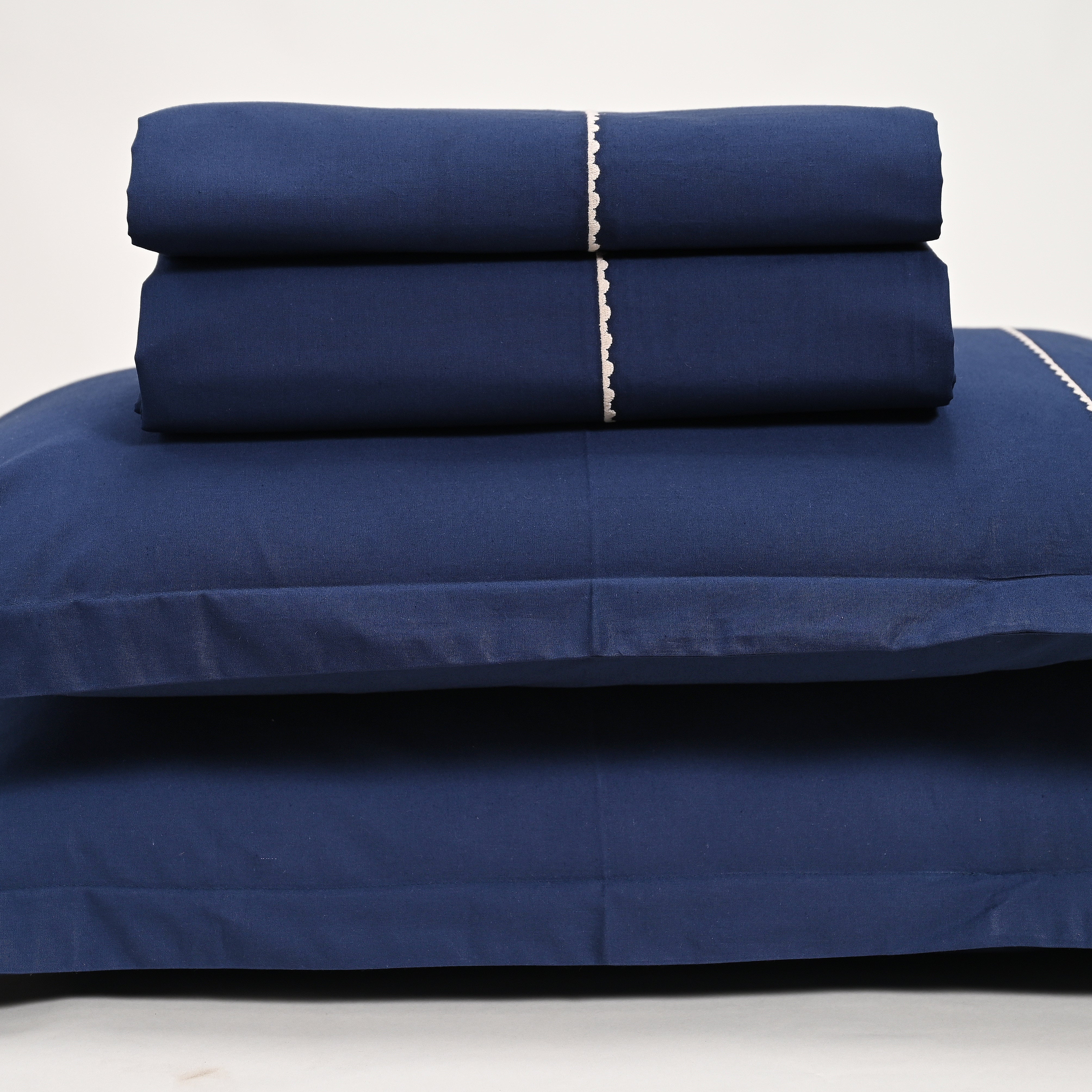 Sapphire – 300 TC Percale Embroidered Bed Sheet Set