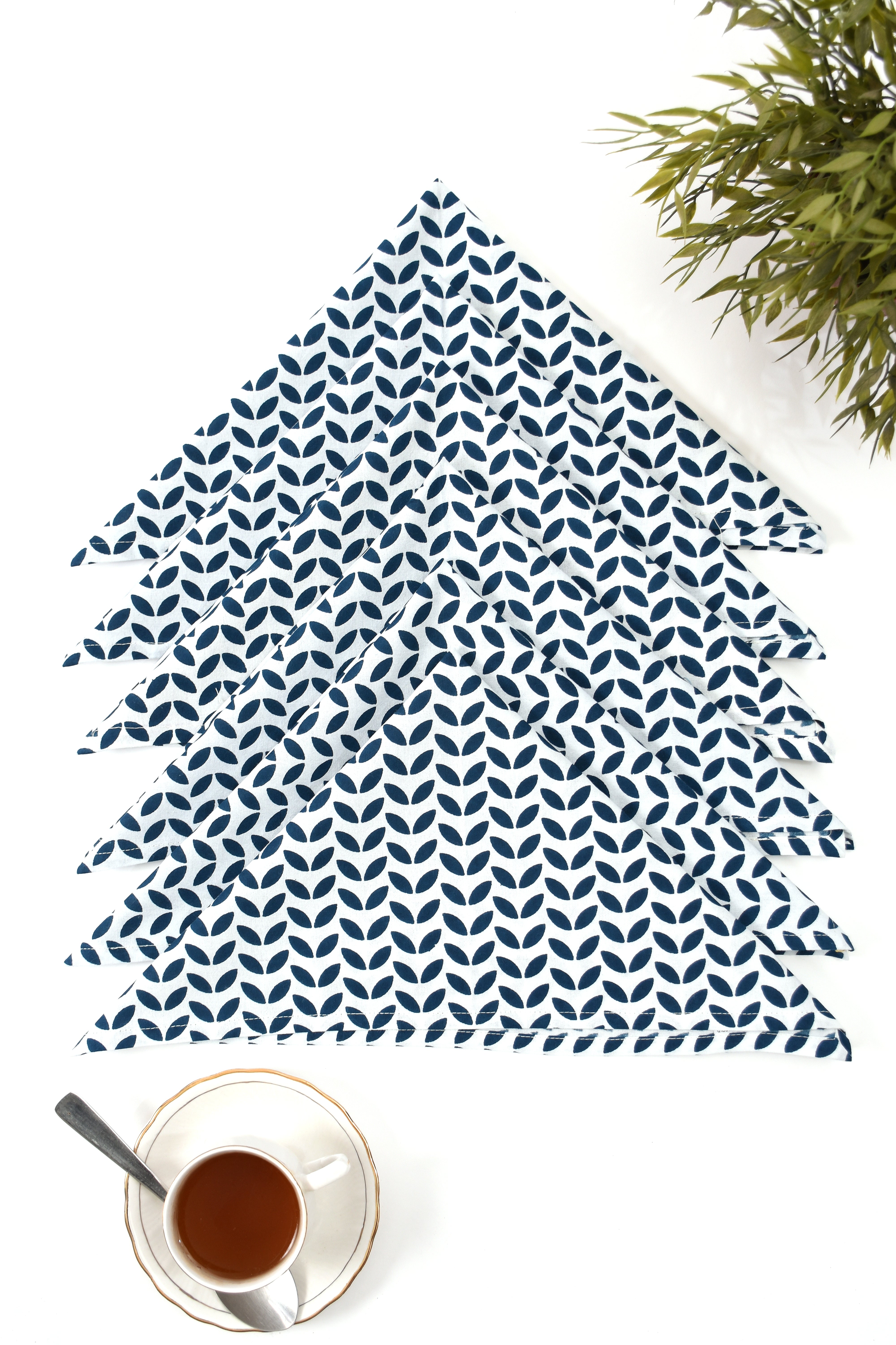 Geometric Leaves Napkin 6 Pc Set